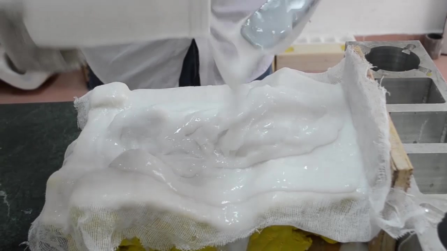 模具硅膠刷模如何使用，有什么需要注意的 ？